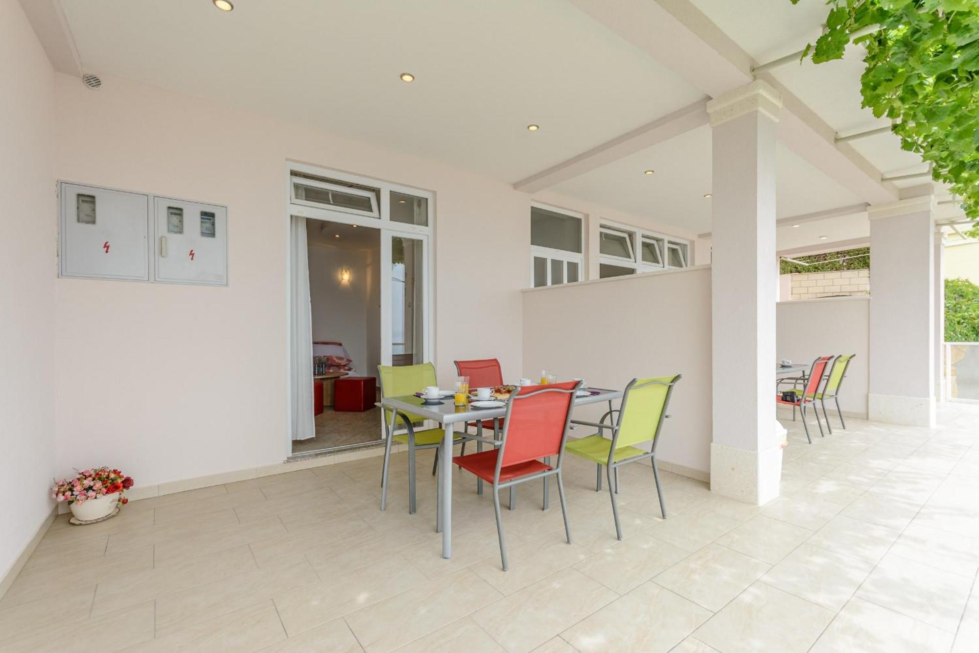 Apartments Hope Dugi Rat Rum bild